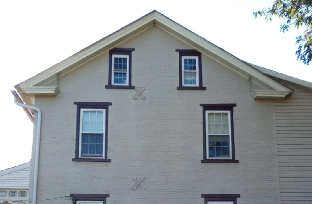 painting-house-in-Kleinfeltersville-pa